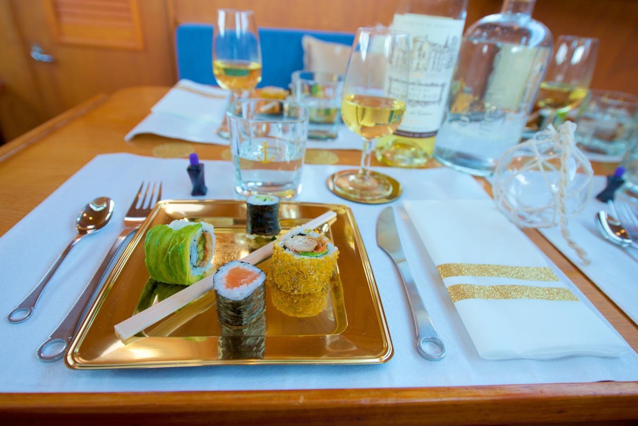 Homeboat-maison Flottante 4* Genève