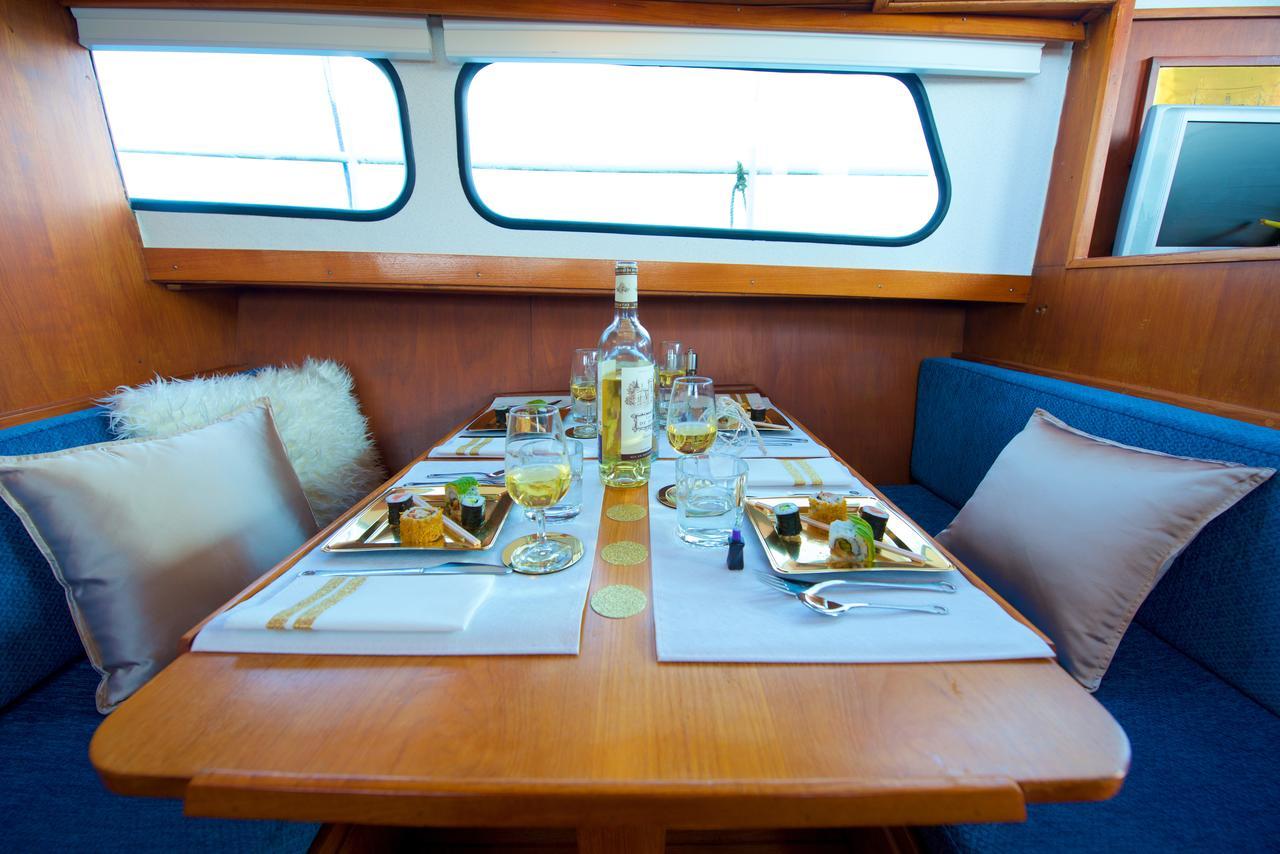 Homeboat-maison Flottante Botel Geneva